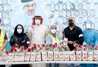 "اوول فود" و"برايدل بالس" يقدمون فواكه وورود للطواقم الطبية 