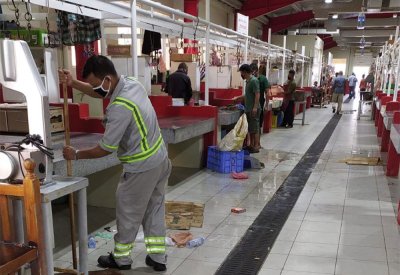 امانة العاصمة: لا عرقلة تجارية في سوق اللحم وصيانة المكيفات قريبا