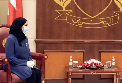 القائد العام لقوة الدفاع يستقبل رئيسة مجلس النواب