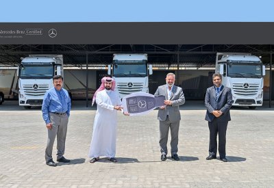 شركة AMEENCO تستلم مجموعة من شاحنات مرسيدس-بنز المعتمدة المستعملة من شركة الحداد للسيارات