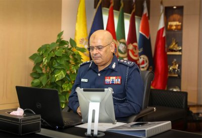 رئيس الأمن العام يترأس الجانب البحريني في اجتماع الفريق الأمني المشترك بين البحرين والمملكة المتحدة