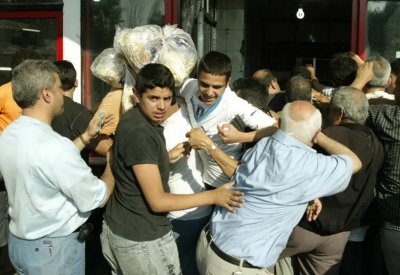 تقرير: لبنان مقبل على الانهيار.. والجوع عنوان المرحلة