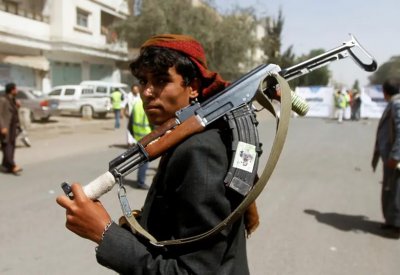 اليمن.. قتلى الحوثي بالمئات ومقابر جماعية للتخلص من جثثهم