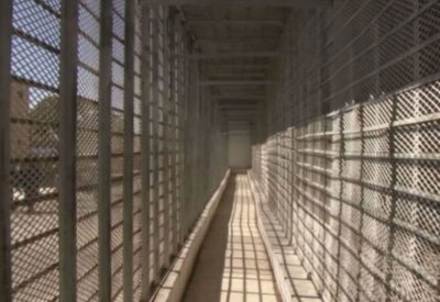 تحالف حقوقي: 790 مركز اعتقال و20 ألف معتقل في مناطق الحوثيين 