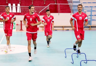 الفردان: الفلاحي يقود تدريبات "أحمر الشباب"
