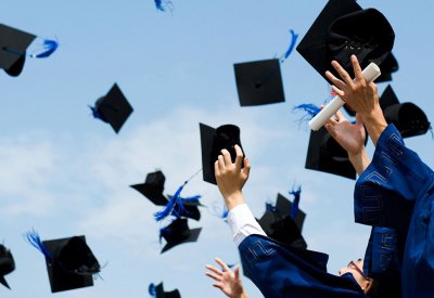 هكذا وصفت بعض الأمهات نتائج امتحانات أبنائهن