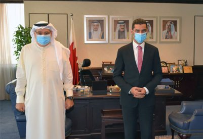 وزير الكهرباء والماء يستقبل محمد شريف بمناسبة تعيينه مديراً لإدارة العلاقات العامة والدولية