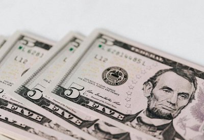 باول: انتعاش الاقتصاد الأميركي مرهون باحتواء كورونا