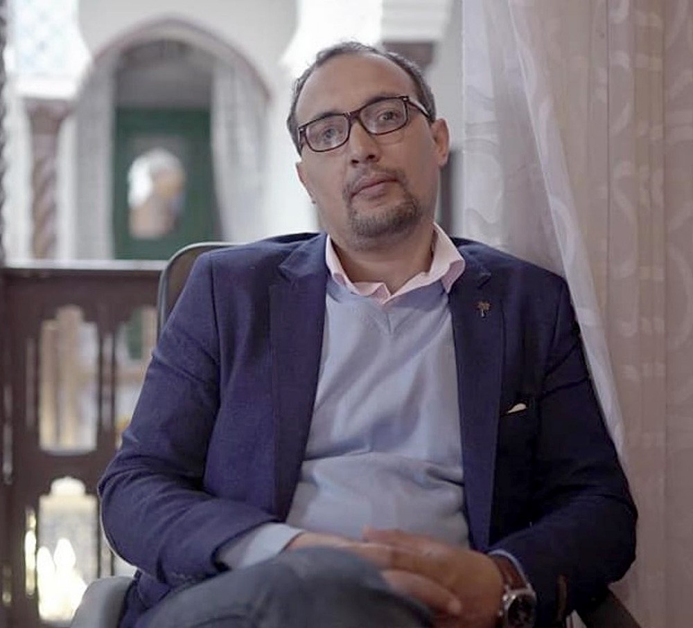  عيساوي ضيف جلسة افتراضية لمعرض أبوظبي الدولي للكتاب