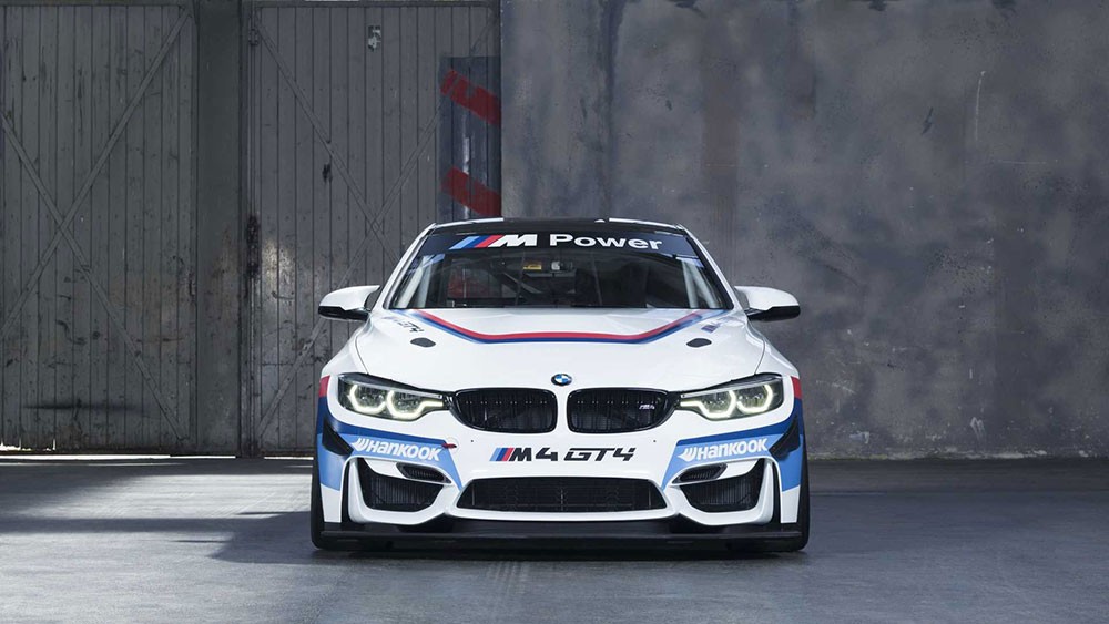 شراكة تقنية لتقديم BMW M4 GT4