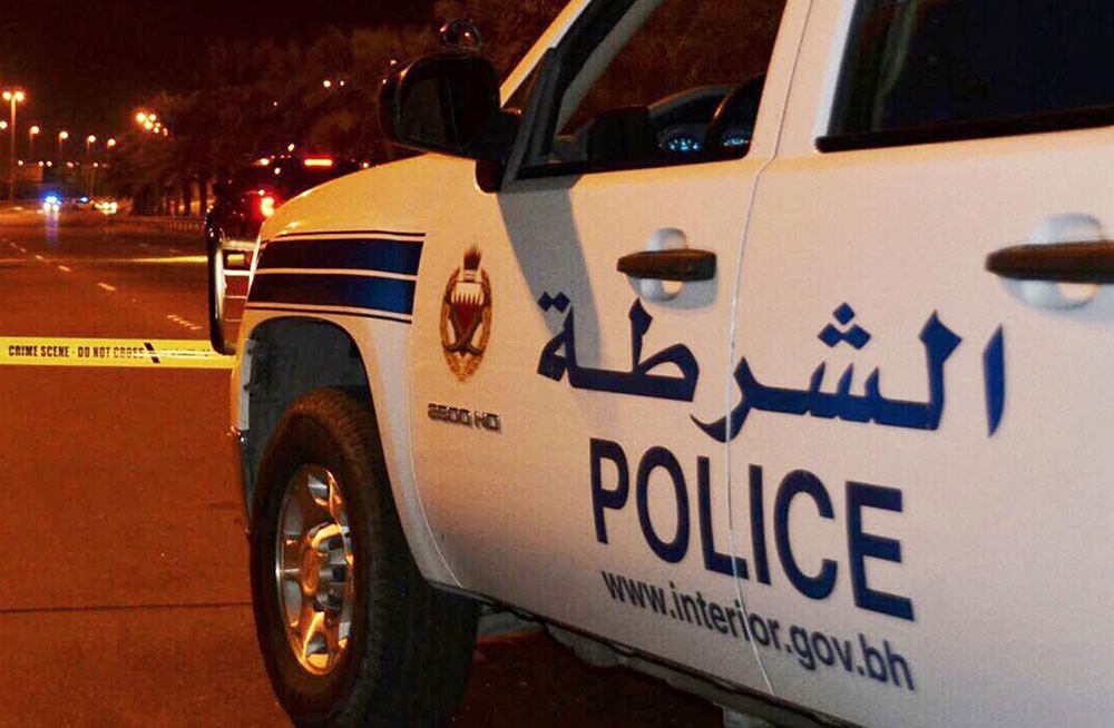 خلال ساعتين من تلقي البلاغ.. شرطة المحرق تقبض على "خمسيني" سرق سيارة في منطقة عراد 