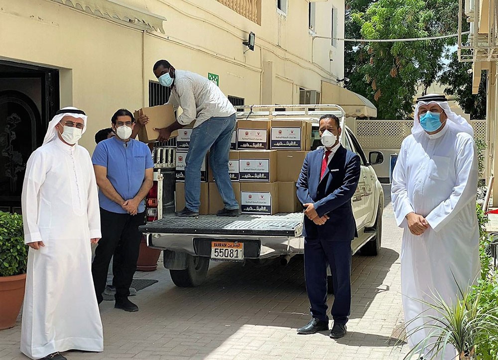محافظ الشمالية يؤكد تفاعل حملة (غذاؤك من بيتك) مع الأسر المتعففة