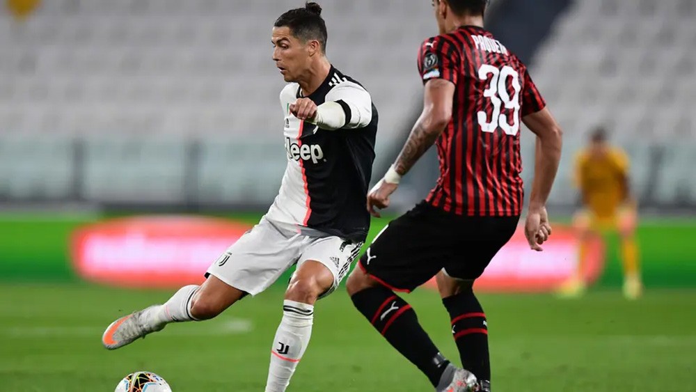 يوفنتوس يتعادل مع ميلان ويتأهل إلى نهائي كأس إيطاليا