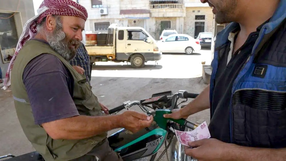 تركيا تواصل التحضيرات.. عملتها بدل الليرة السورية