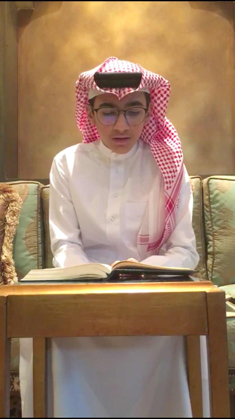 تسليم جوائز بـ "البنفت" للفائزين بمسابقة التلاوة وحفظ الحديث