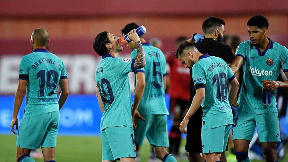 برشلونة يخوض الديربي بـ"القميص المفاجأة"