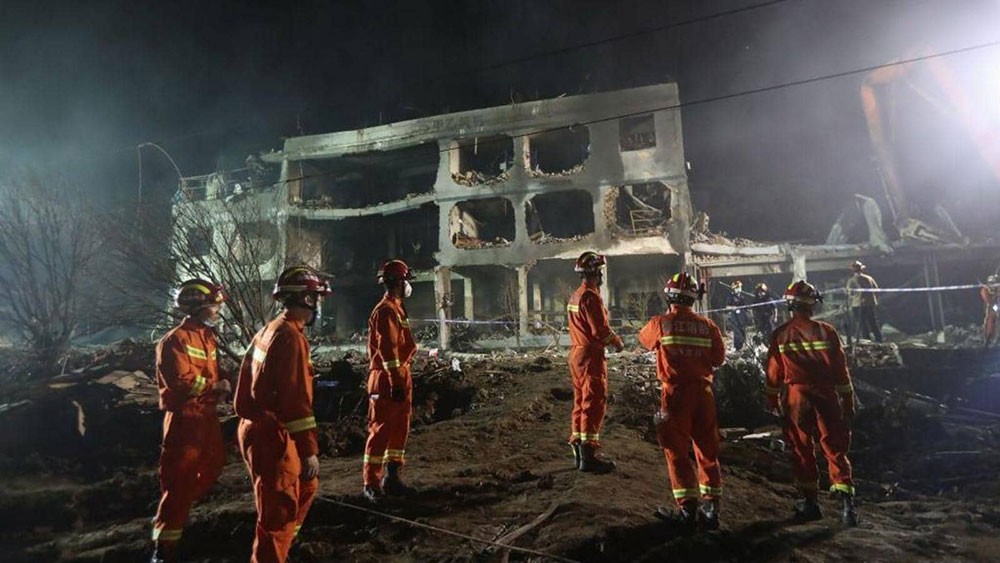 18 قتيلا وانهيار منازل ومصانع بانفجار هائل في الصين