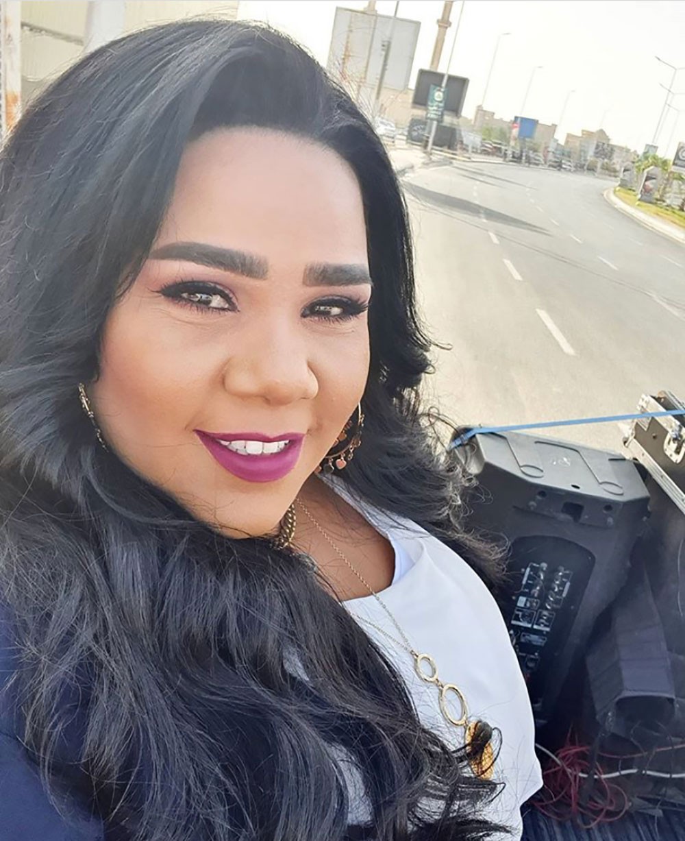 شيماء سيف وزوجها يتعرضان لحادث سير
