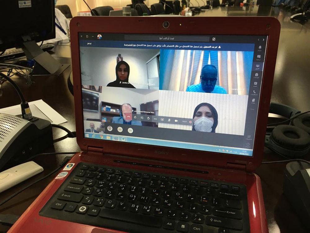 قسم "اللغة العربية" بجامعة البحرين يناقش 3 أطروحات ماجستير لطلبته