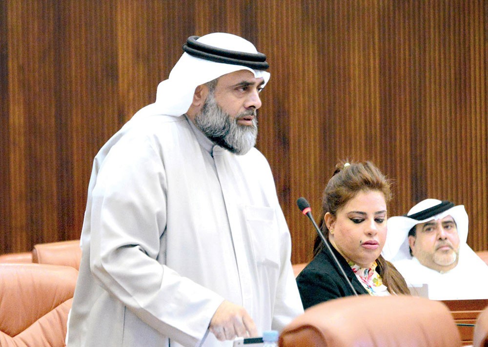 النائب الأنصاري يطالب بعلاوة خطر لـ"محاربي" كورونا
