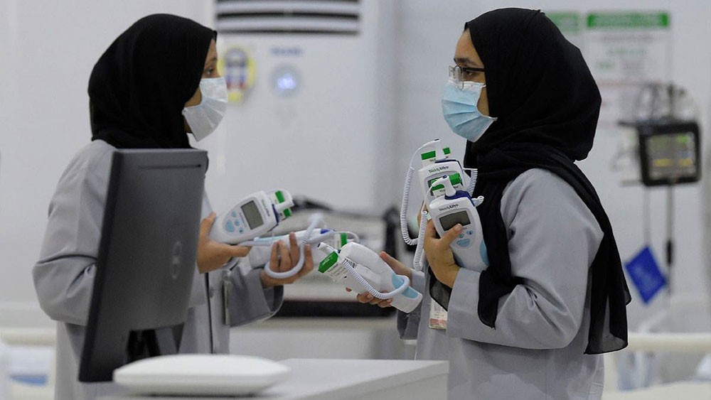 55 طبيبا متطوعا من خريجي الصين يتطوعون بالمحاجر