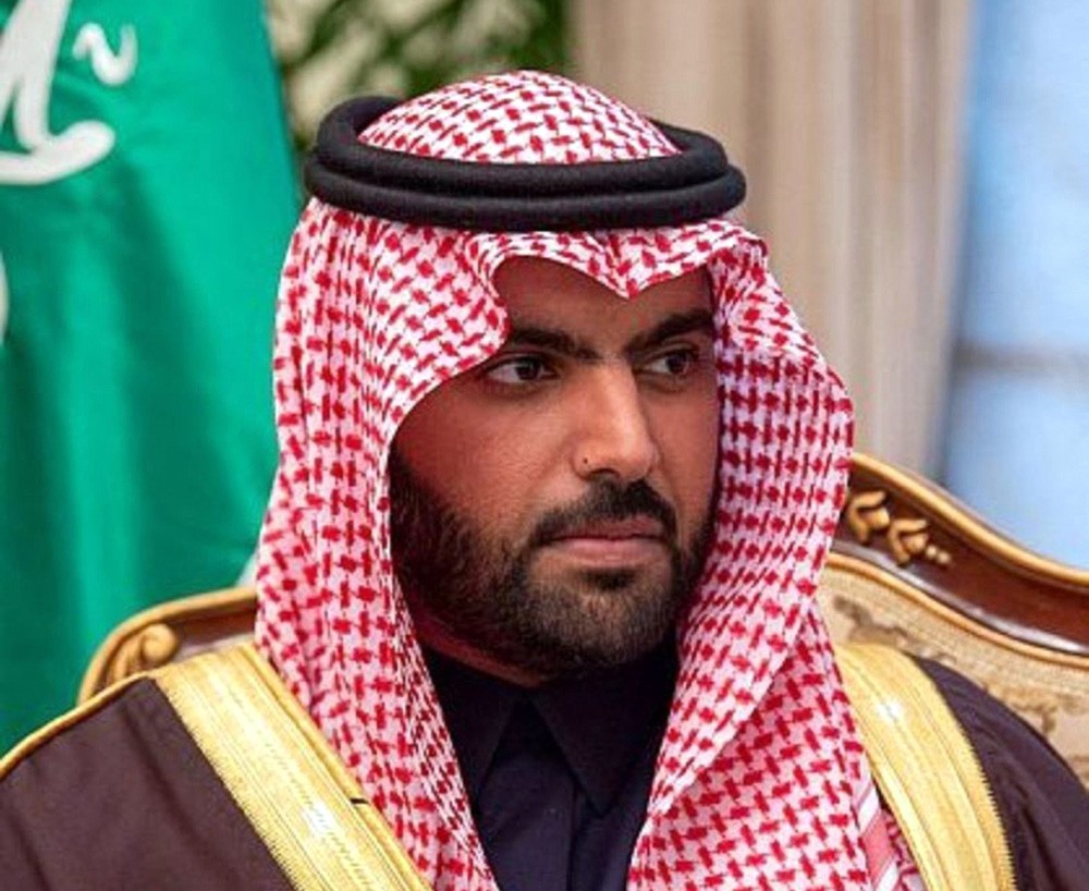 الفنان السعودي يحصل على صفة مهنية رسمية
