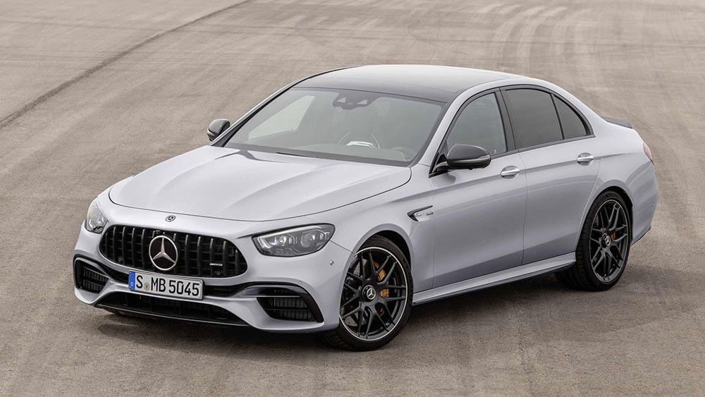 مرسيدس تقدم الرائعة AMG E 63