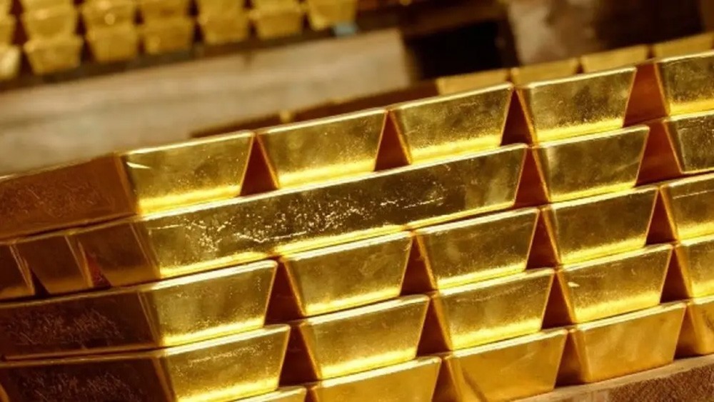غولدمان ساكس: أسعار الذهب قد تصل لـ2000 دولار خلال عام