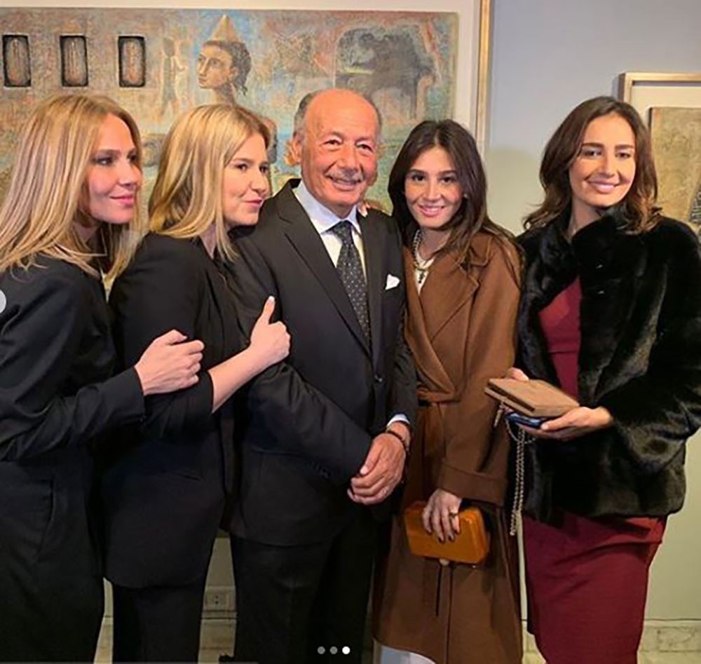 هنا شيحة تحتفل بيوم الأب بصورة تجمع والدها