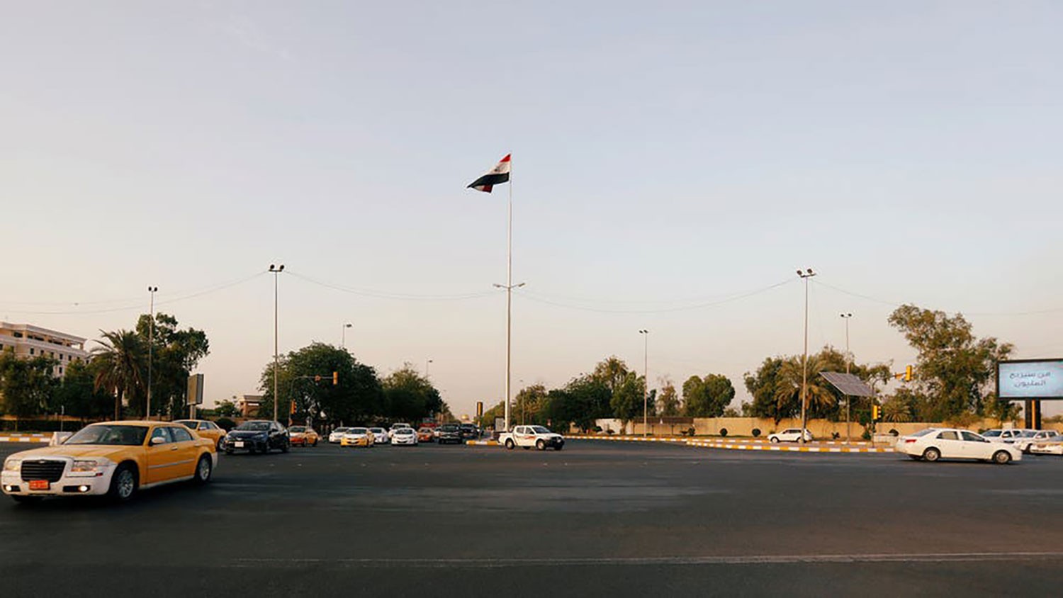 العراق: اعتقالات وإحباط مخطط ضد سفارات ومقار حكومية