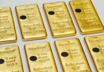 الذهب يتجاوز 1800 دولار.. ومكاسب قوية للأسهم الأوروبية