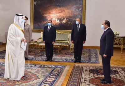الرئيس السيسي يتسلم أوراق اعتماد سفير البحرين لدى مصر