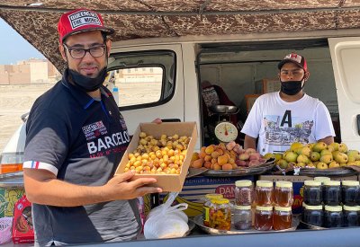 بالصور: بائعون لـ "البلاد": بزمن كورونا... الرطب يصل للبحرينيين "أون لاين"