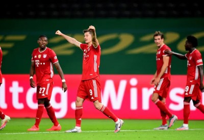 بايرن ميونخ يكمل ثنائيته المحلية بعد التتويج بالكأس أمام ليفركوزن