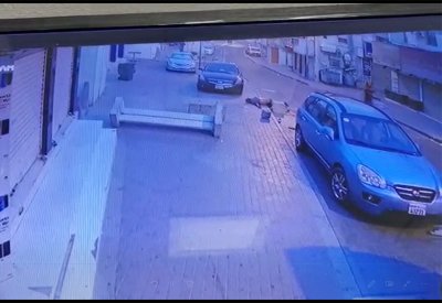 بالفيديو: حادثة دهس مروعة بالمحرق.. صاحب السيارة "يشرد".. والضحية بالإنعاش