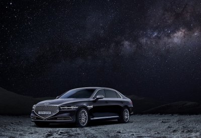 جينيسيس تطرح إصدار خاص من G90 تحت اسم Stardust
