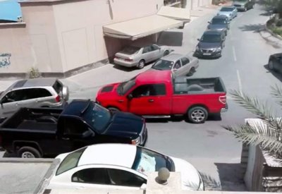"الحدِّيون" يبحثون حجب طريقهم الداخلي عن مرتادي الشارع العام