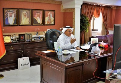 العصفور: بحث تصحيح أوضاع مساكن العمال غير النظامية