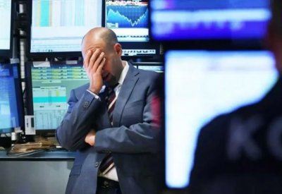 بعد خسائر في وول ستريت.. الأسهم الأوروبية تهبط بشكل حاد