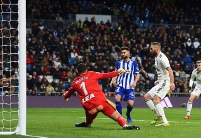  برشلونة يأمل بـ"معجزة" من خصمي ريال مدريد 