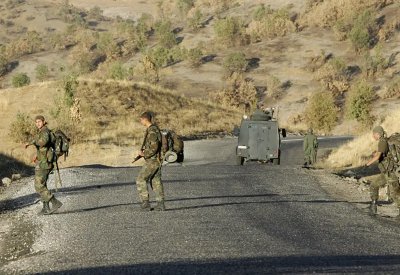 تركيا تواصل انتهاكاتها في العراق..إنزال وكوماندوس يتوغل