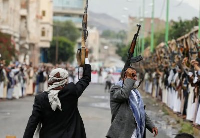 خشية فضحها.. ميليشيا الحوثي تصفي مشرف ألغامها بالحديدة