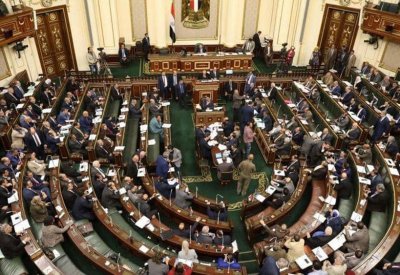  البرلمان المصري يوافق على إرسال قوات قتالية إلى الخارج 