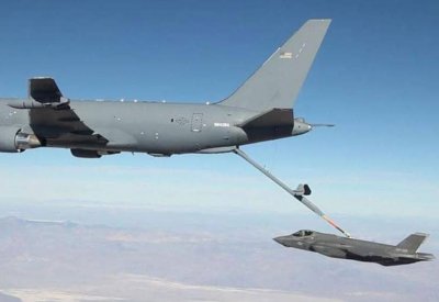  إسرائيل تشتري ناقلات وقود جوية.. والهدف: إيران