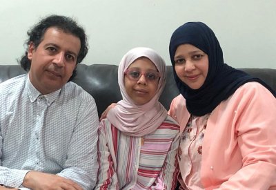 "دانة" تتحدى متلازمة "وليام" وتنهي الابتدائية بنجاح