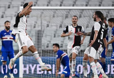 يوفنتوس يتوج بطلاً للدوري الإيطالي للمرة التاسعة على التوالي