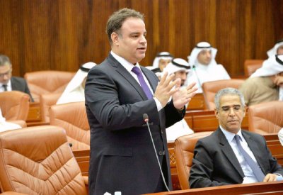 العشيري: توجيهات مجلس الوزراء لمتابعة احتياجات الدير وسماهيج محل تقدير رفيع