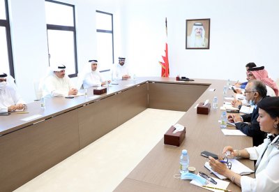 المستشار بونجمة: مواصلة العمل بروح الفريق الواحد بين أمانتي الشورى والنواب