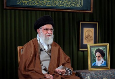 واشنطن عن مؤسسة خامنئي: تكدس المليارات بالنهب