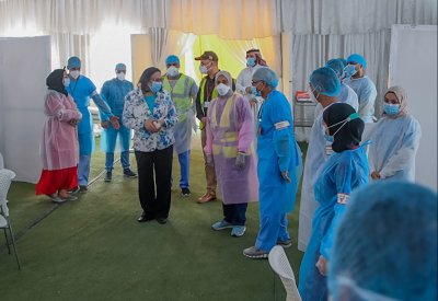 وزيرة الصحة تقوم بزيارة تفقدية لمراكز الحجر الصحي بمنطقة الحد